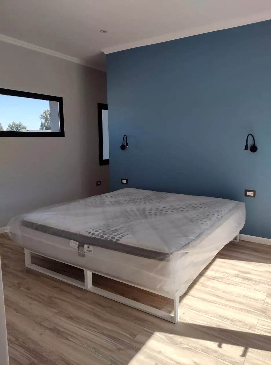 Cama Minimalista Tuxon 140x190 Dividida en dos módulos sin respaldo